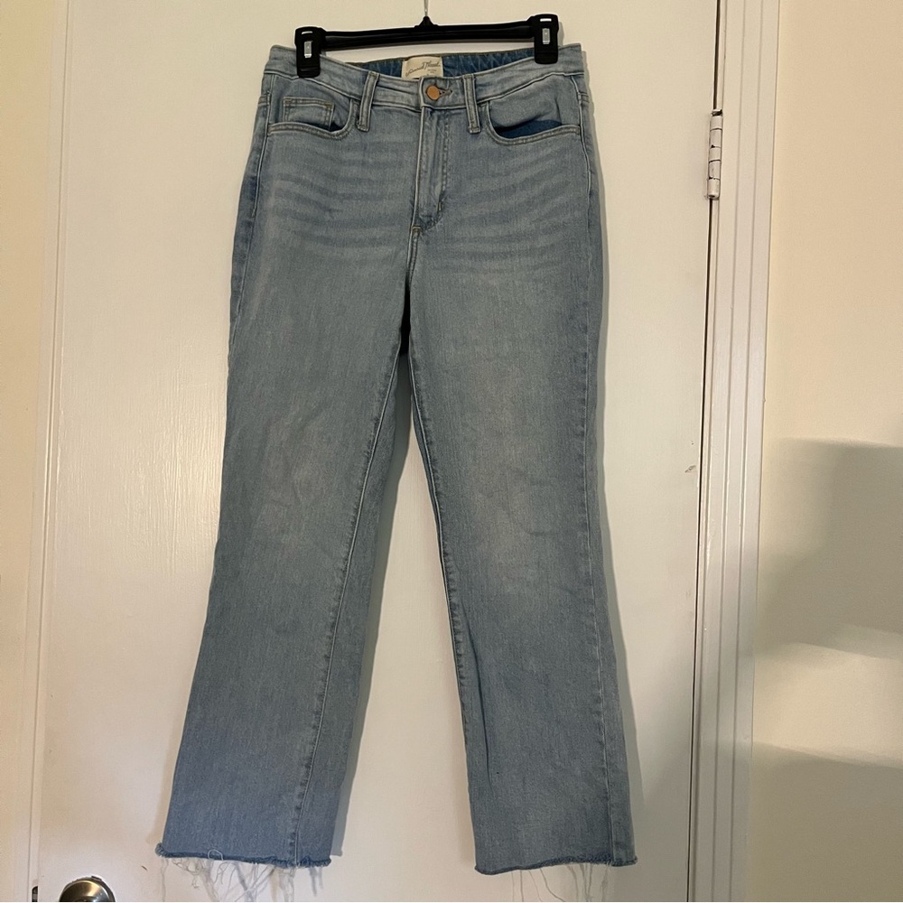 Universal Threads Light Wash Jeans